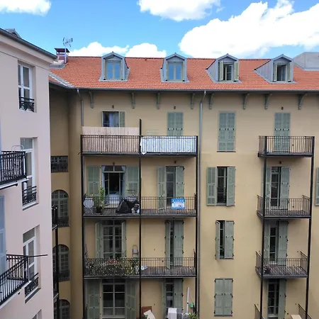 Chez Brigitte Guesthouse-2